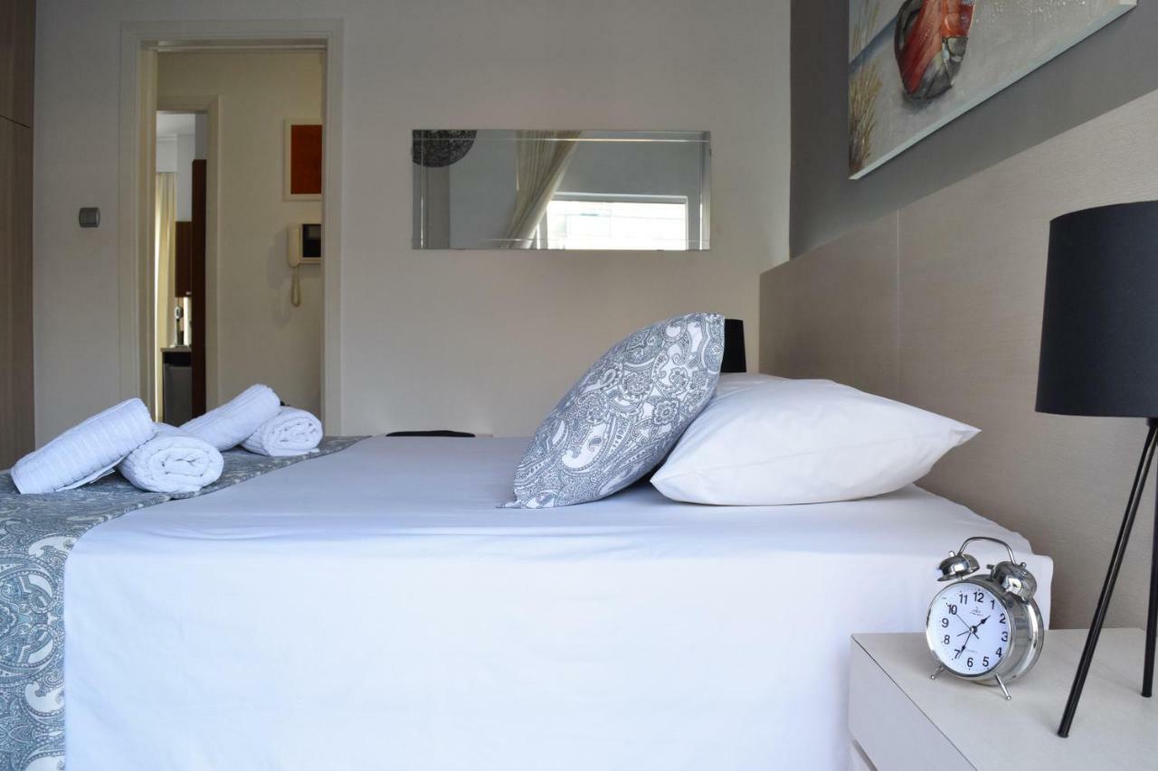 Poseidon By Heloni Apartments Pireu Exterior foto