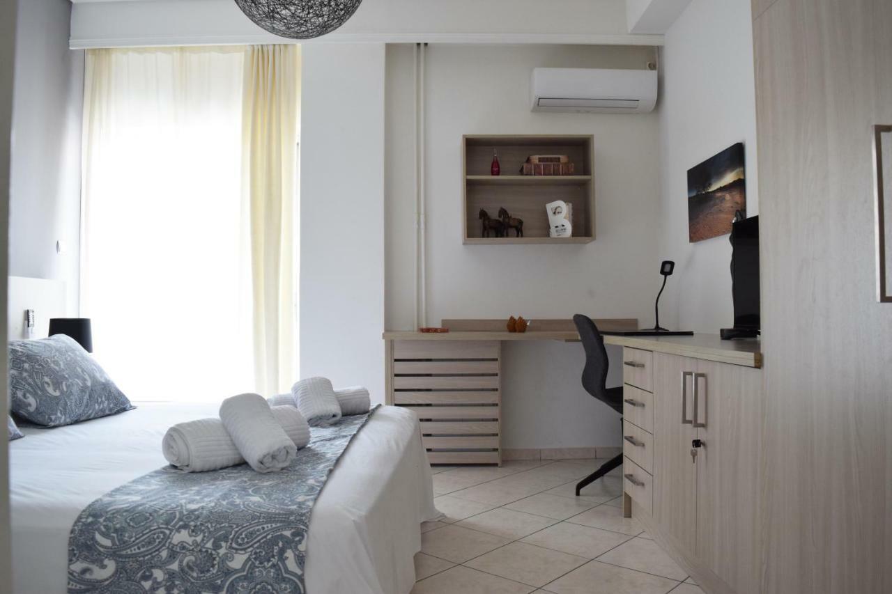 Poseidon By Heloni Apartments Pireu Exterior foto