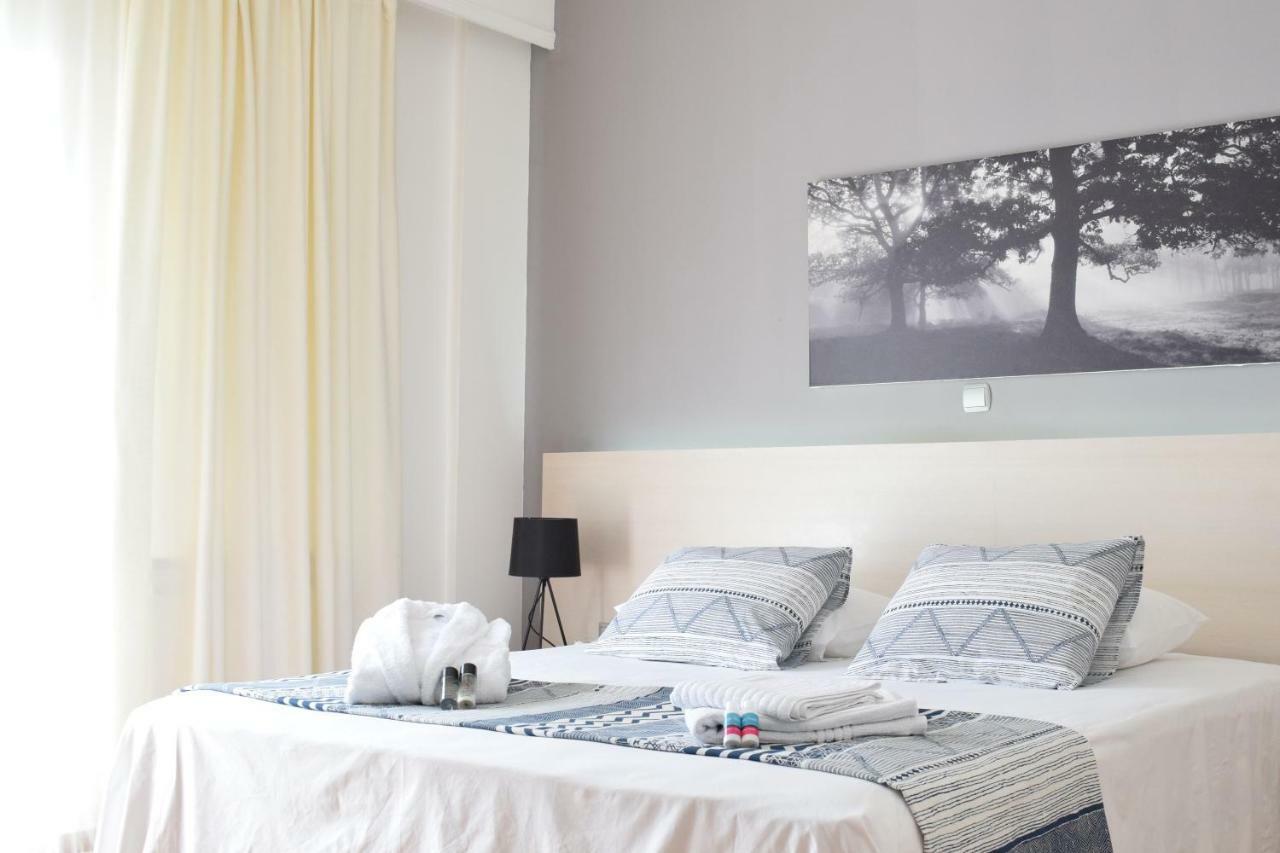 Poseidon By Heloni Apartments Pireu Exterior foto